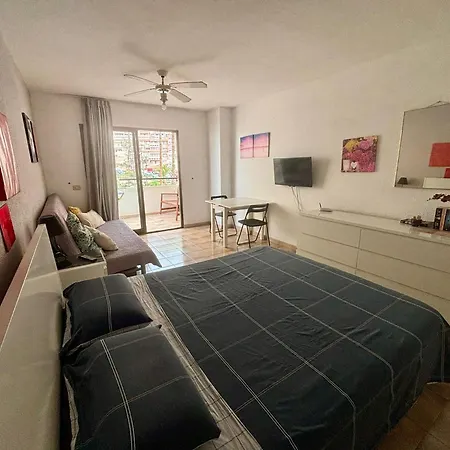 The Smooth Breeze - 401 Apartment *